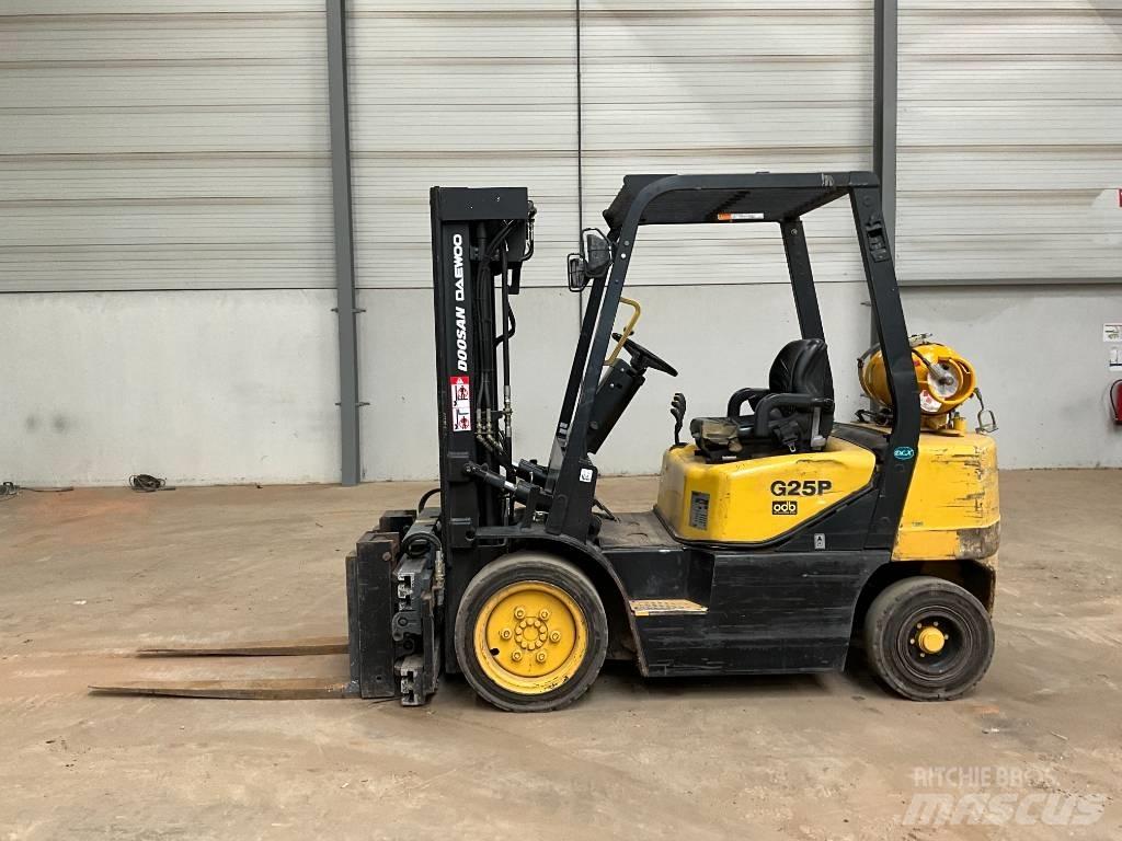 Doosan G 25 P-3 Gasstapler