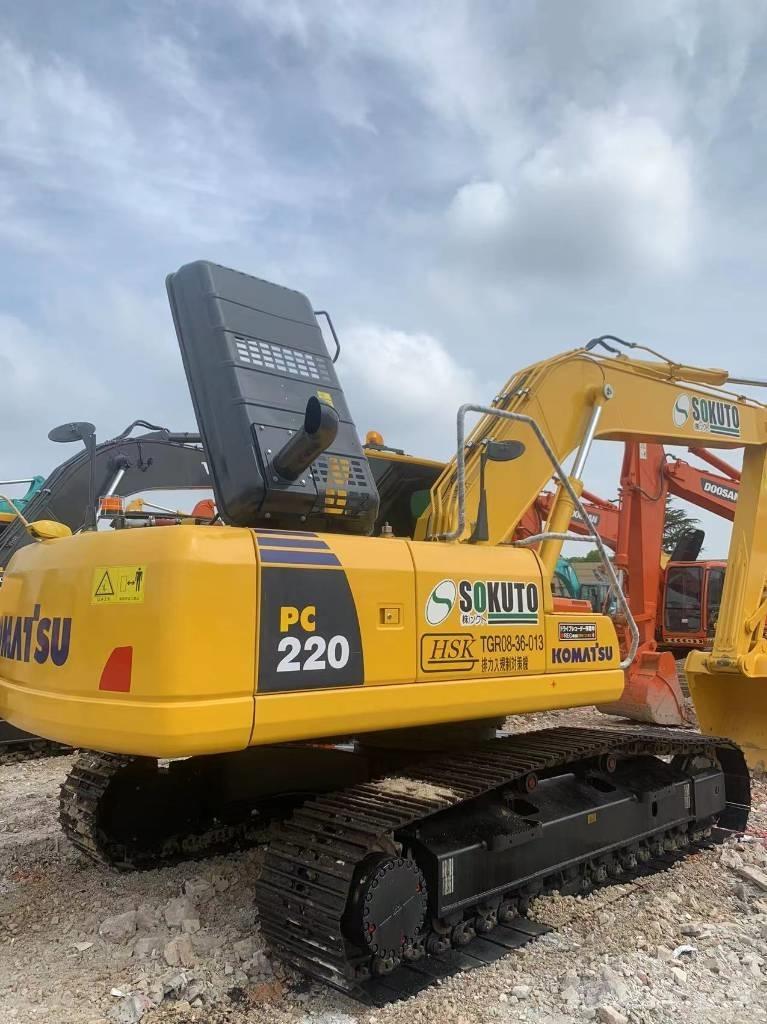 Komatsu PC 220-8 Raupenbagger