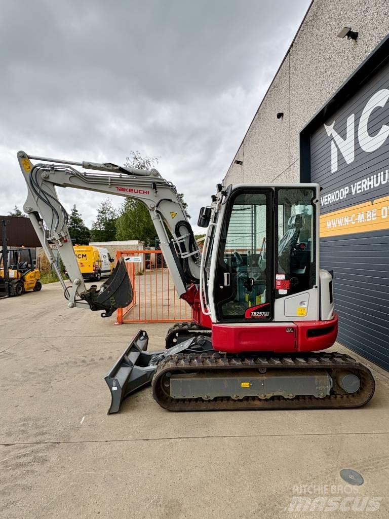 Takeuchi TB 257 FR Minibagger < 7t