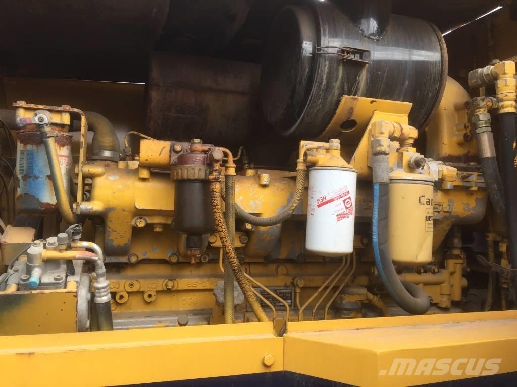 Komatsu GD 623 A Grader