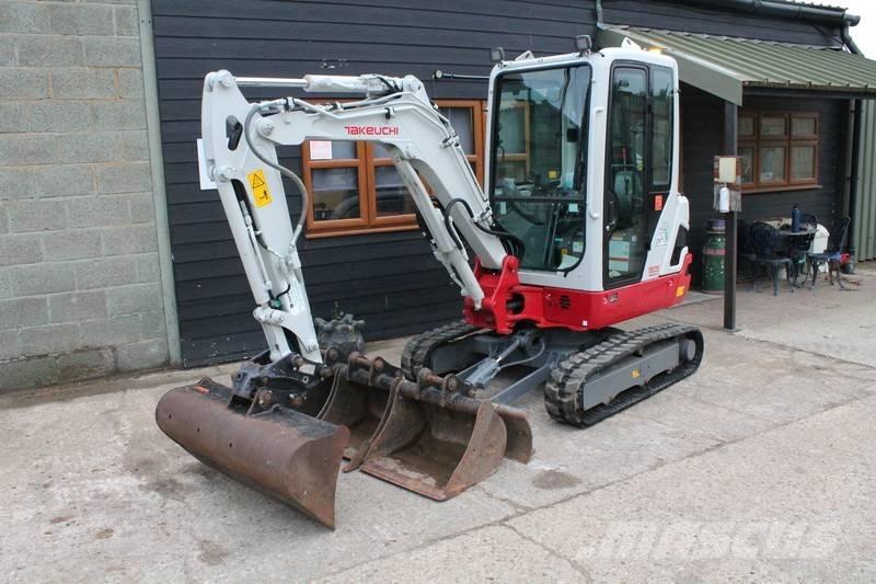 Takeuchi TB 225 Minibagger < 7t