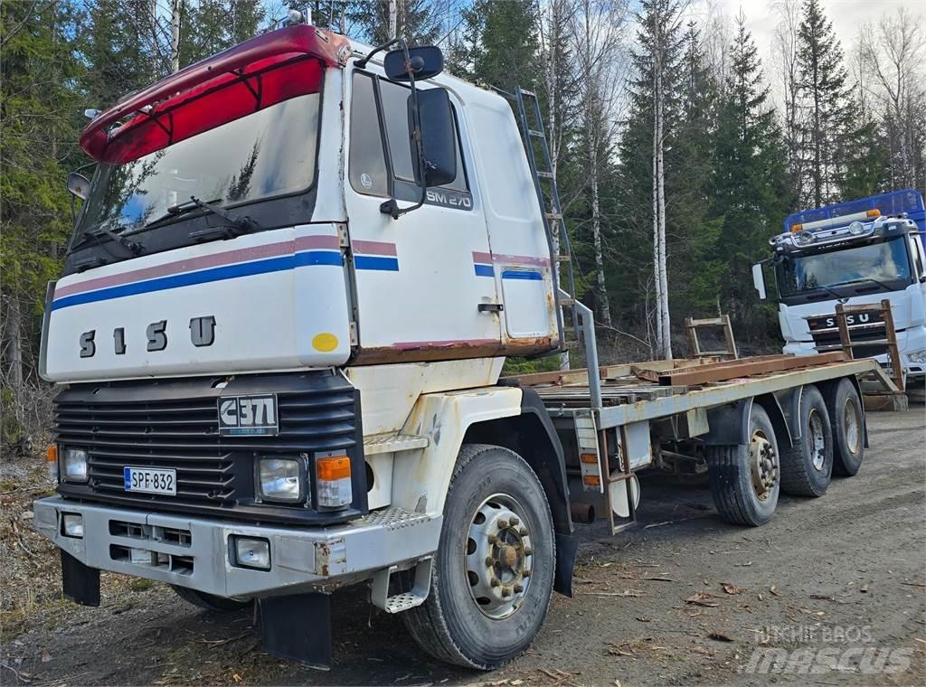 Sisu Sm 270 8X2 Forsttransportfahrzeuge