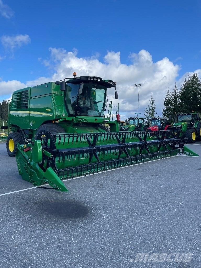 John Deere T 550 Mähdrescher