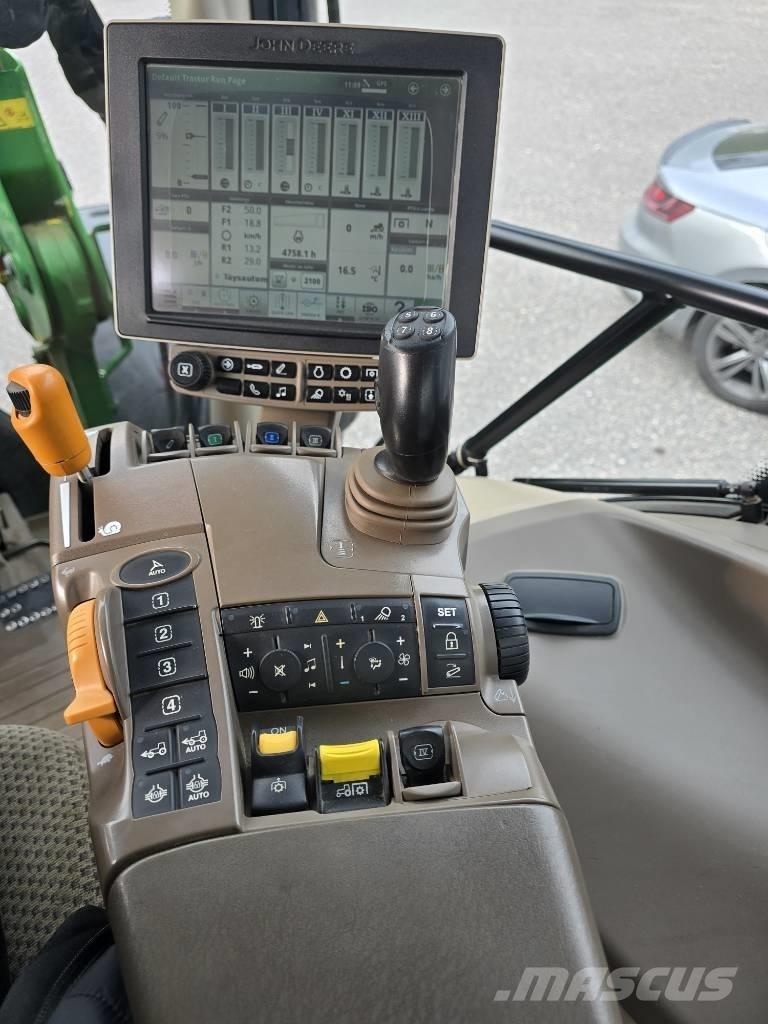 John Deere 6130 R Traktoren
