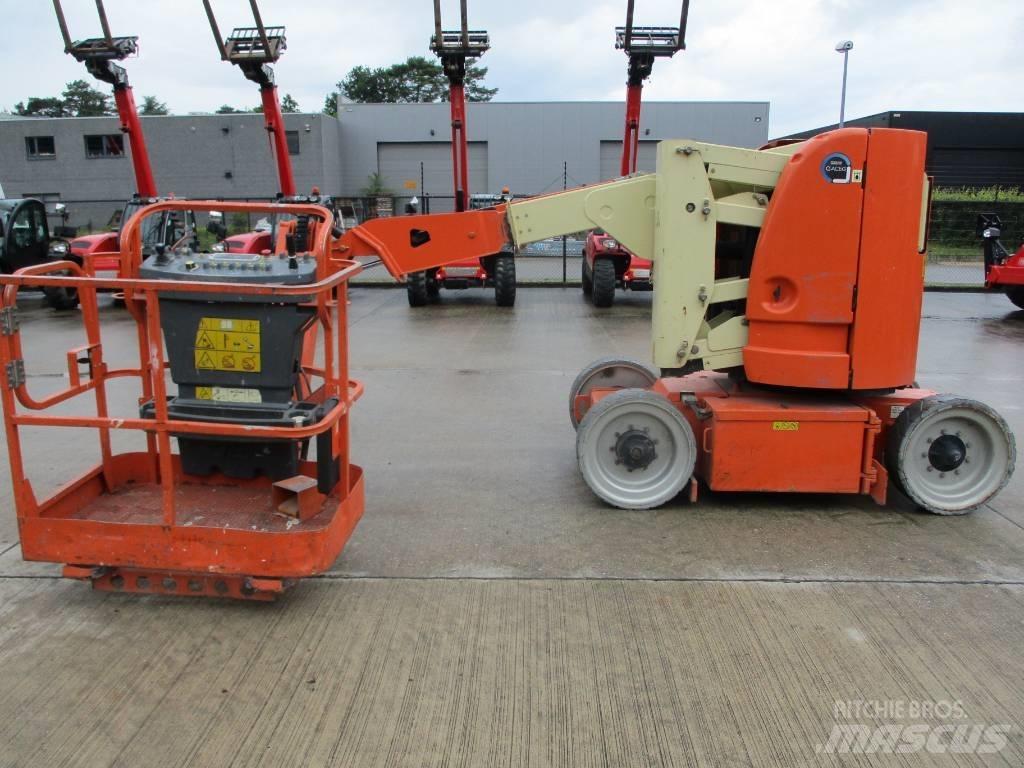 JLG E 300 AJP (718) Kompakte selbstfahrende Hebebühnen