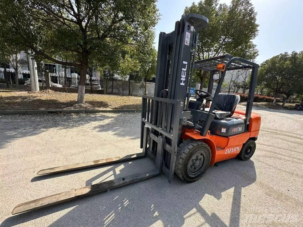 Heli CPC 30 Dieselstapler
