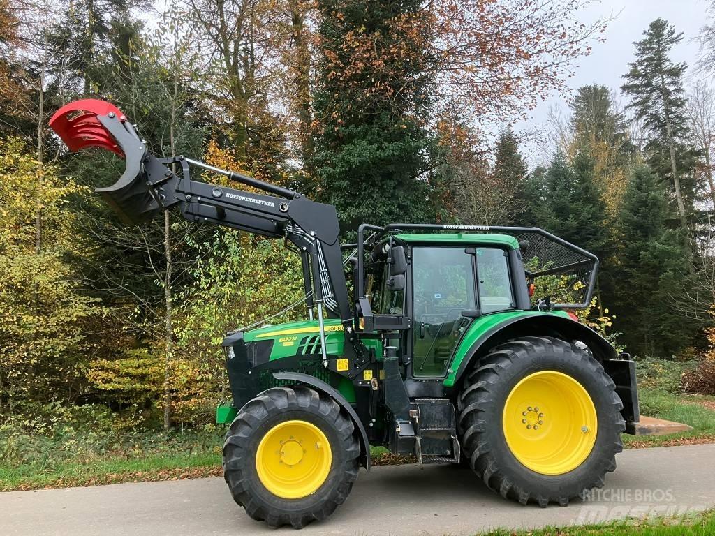 John Deere 6130M Forsttraktoren