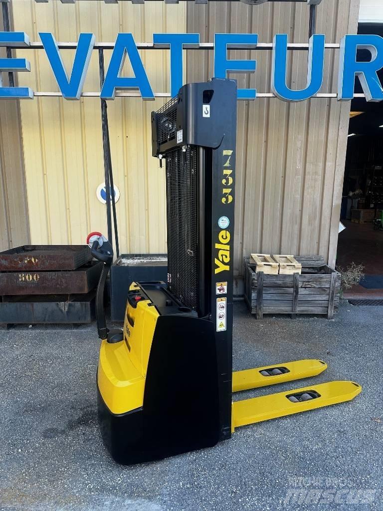 Yale MS 14 AC Deichselstapler