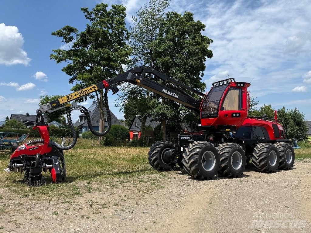 Komatsu 931 XC Harvester