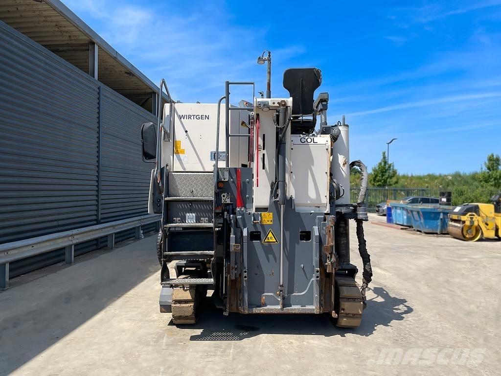 Wirtgen W 100 CFI Asphaltfräsen