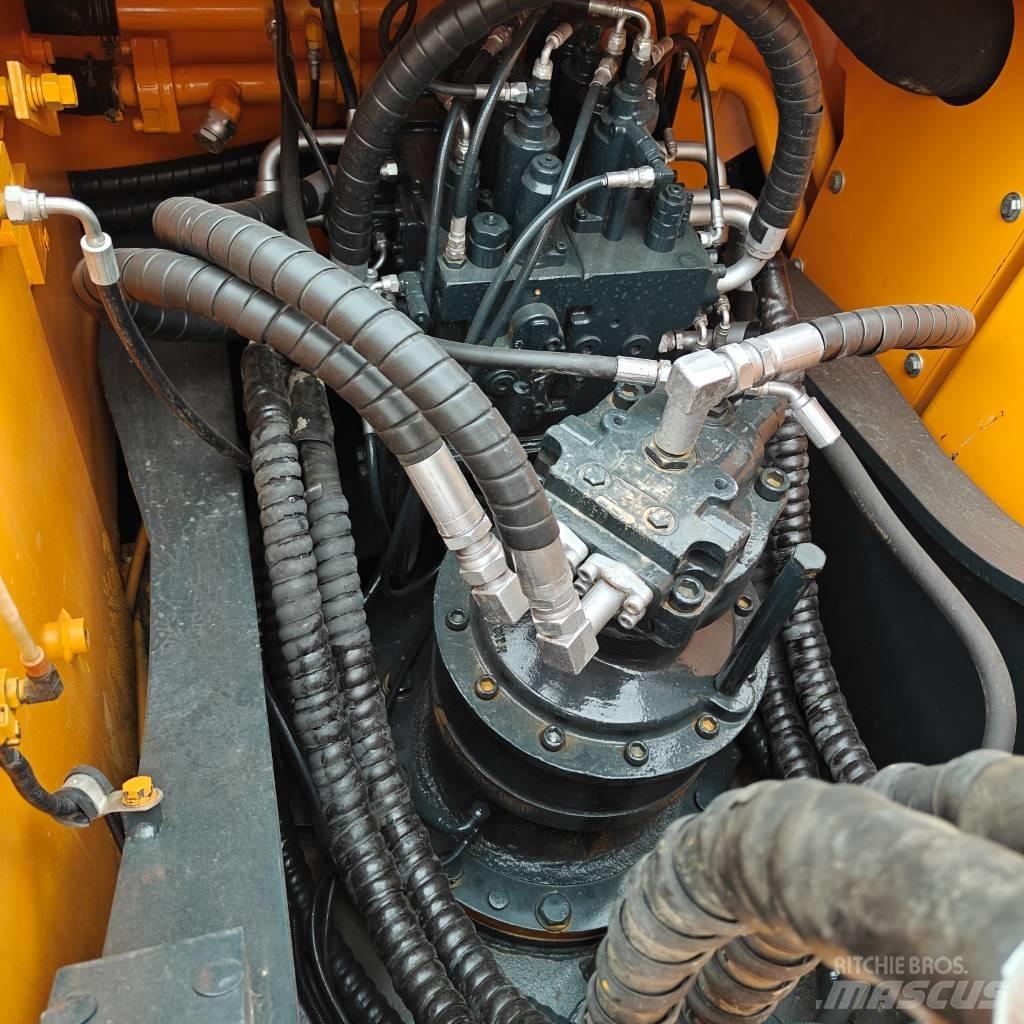 Hyundai 305-9T Raupenbagger