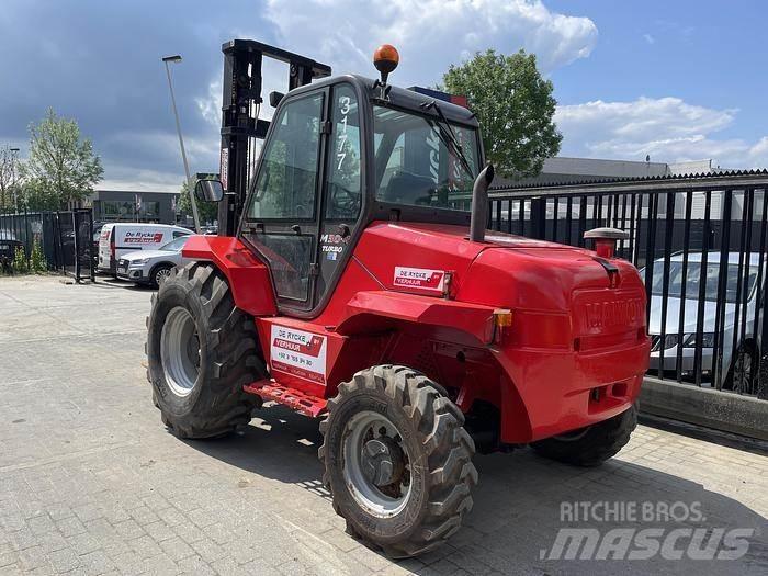 Manitou M30-4 Geländestapler