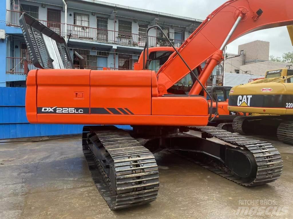 Doosan dx225 Raupenbagger
