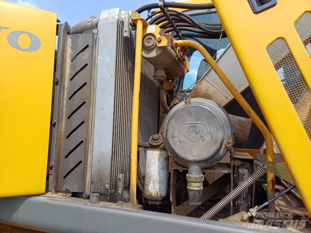 Volvo EW 160 B Mobilbagger