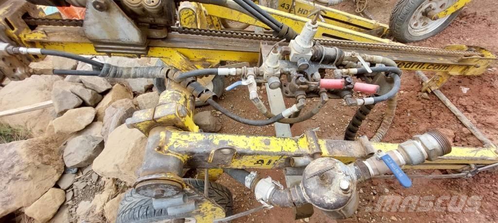  Coredril l A 432 HD Oberflächenbohrgeräte