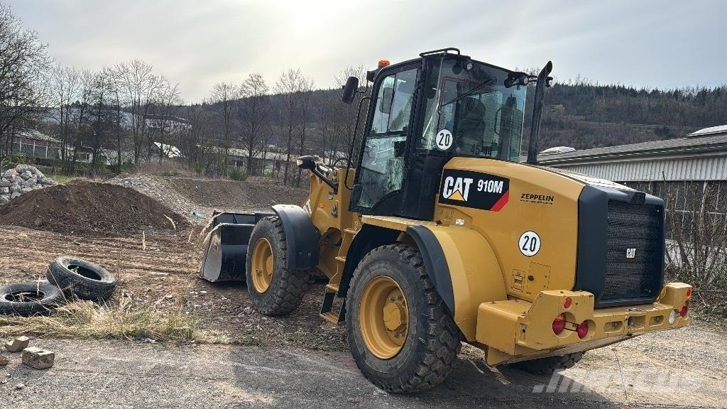 CAT 910M Radlader