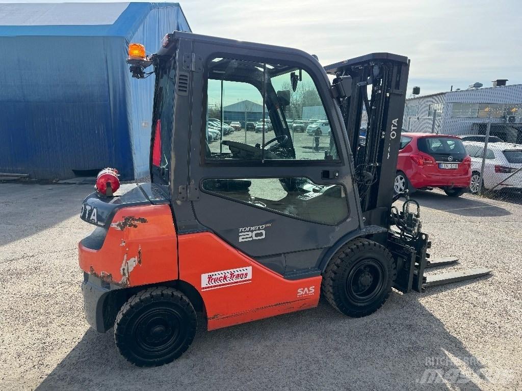 Toyota 06-8FD20F Dieselstapler