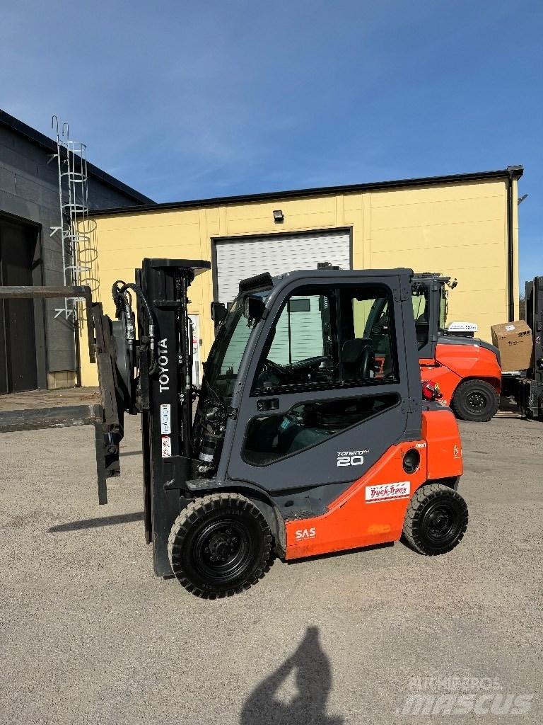 Toyota 06-8FD20F Dieselstapler