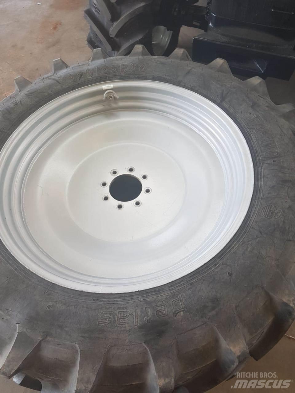 Petlas 380/85R38 Reifen
