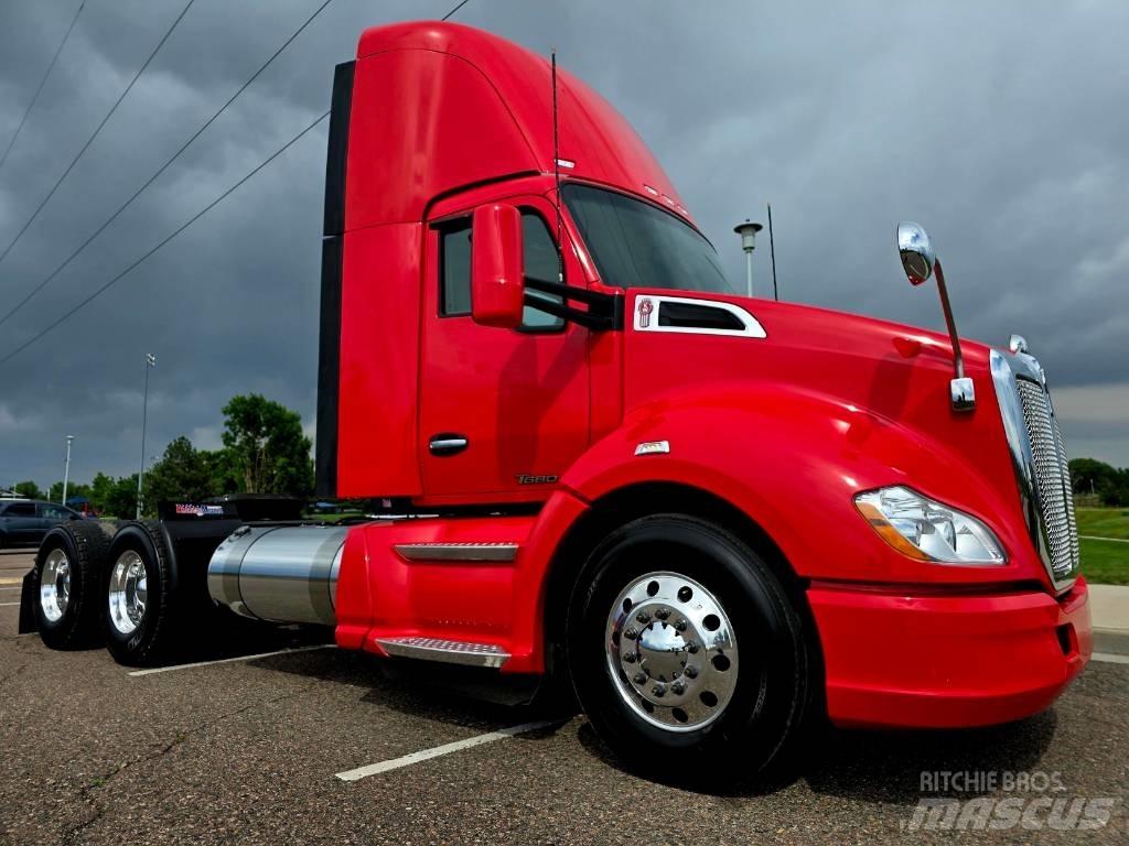 Kenworth T 680 Sattelzugmaschinen