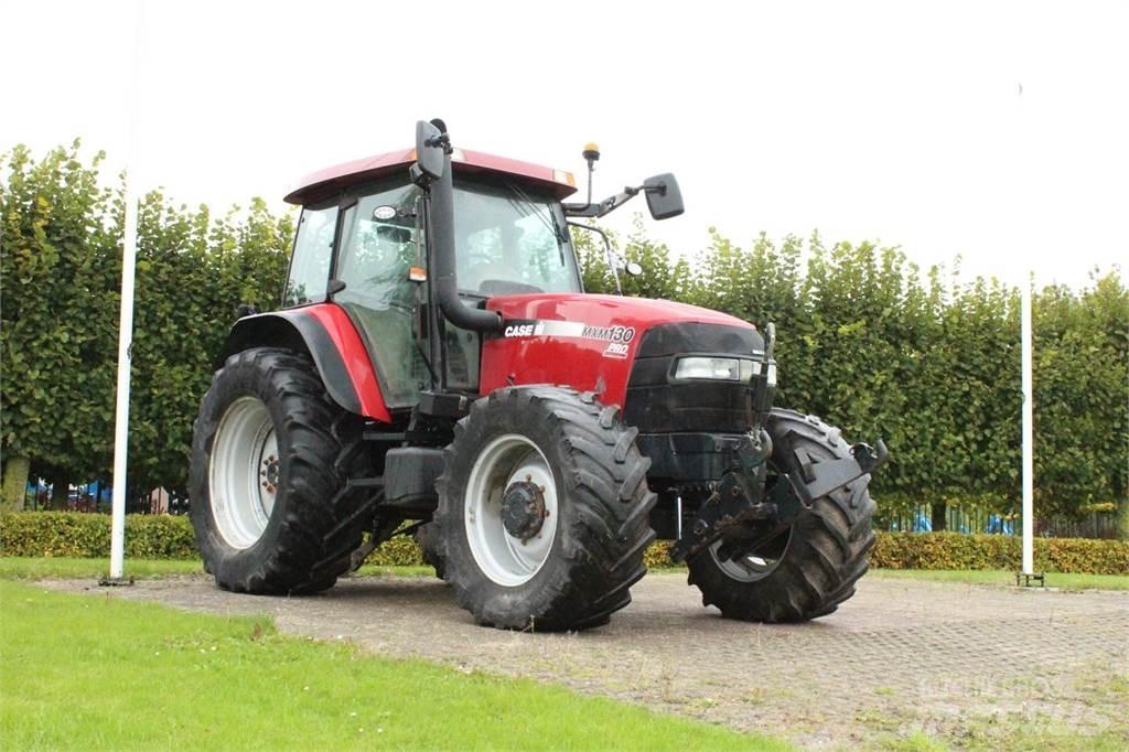 Case IH MXM130 Traktoren