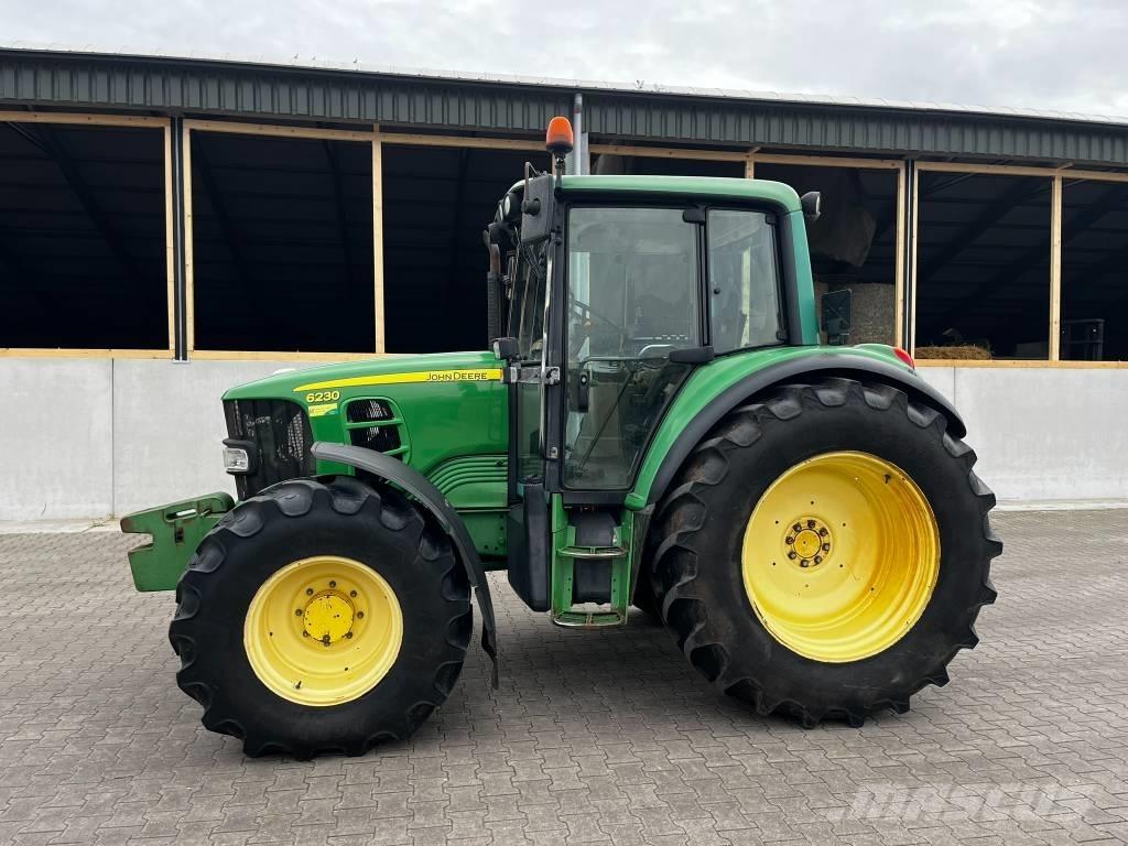 John Deere 6120 Traktoren