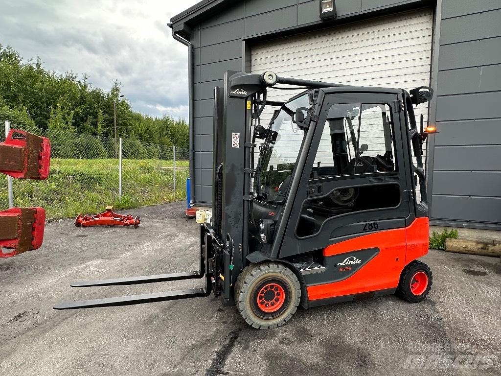 Linde E 25 -01 Elektrostapler