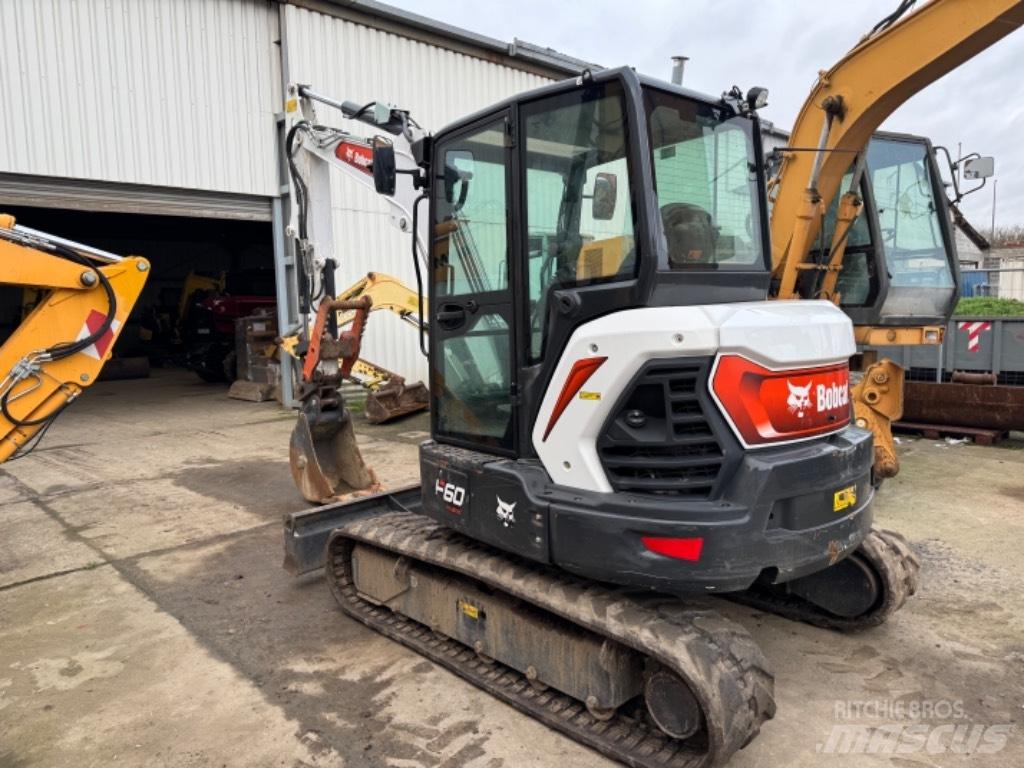 Bobcat E60 *FR006 Minibagger < 7t