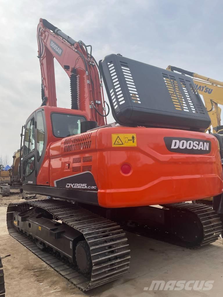 Doosan DX 220 LC-9C Raupenbagger