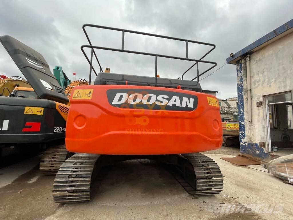 Doosan DX 300LCA Raupenbagger