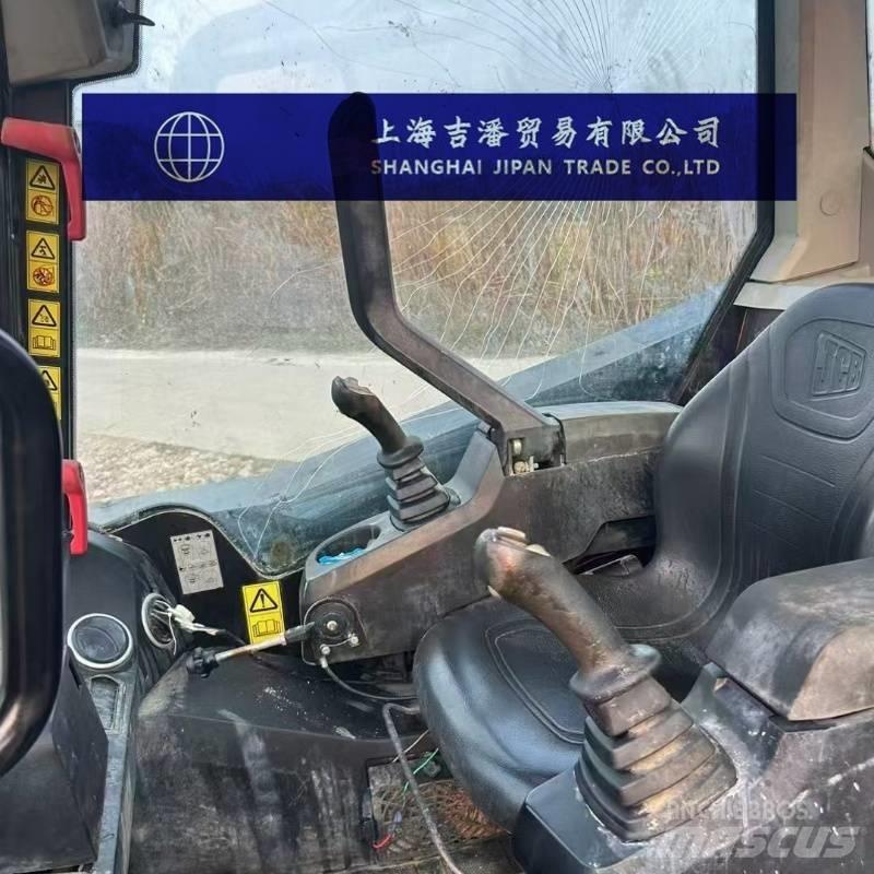 JCB 155 Kompaktlader