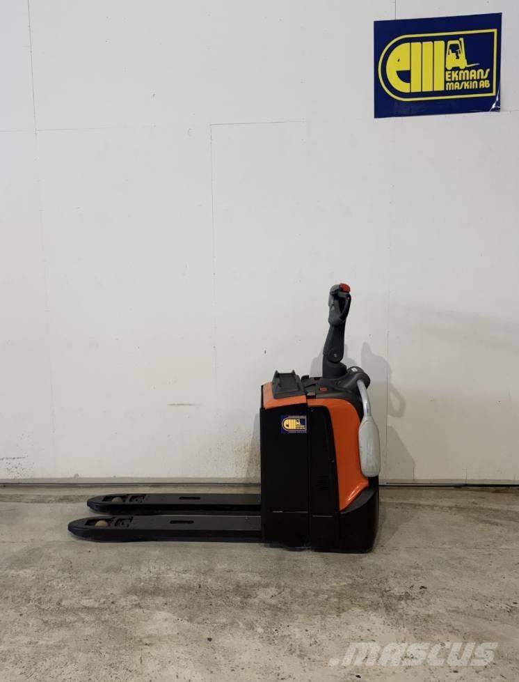 BT truck LPE 200 Gabelstapler mit Fahrerstand