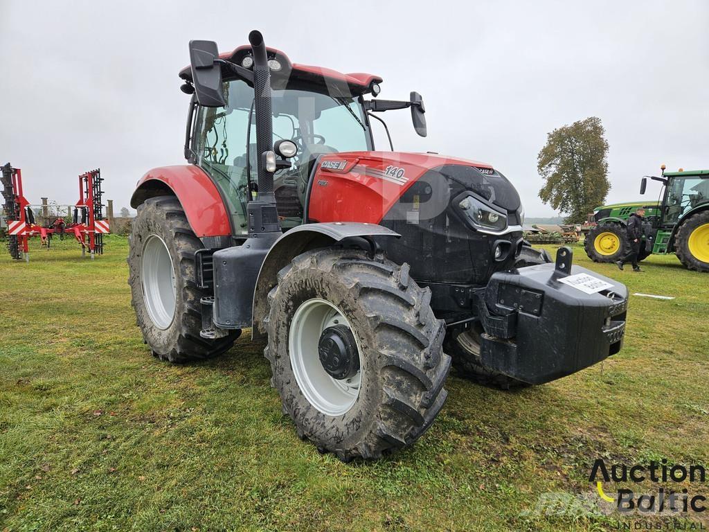 CASE IH Puma 140 Traktoren