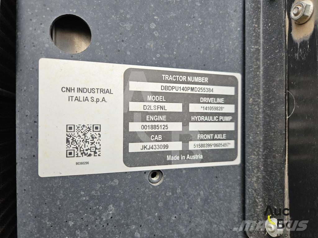CASE IH Puma 140 Traktoren