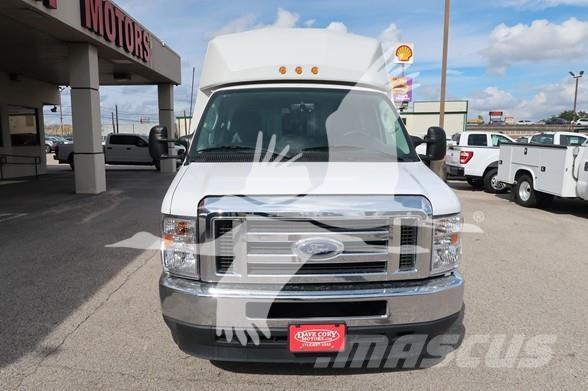 Ford E450 SD Sonstige Baumaschinen