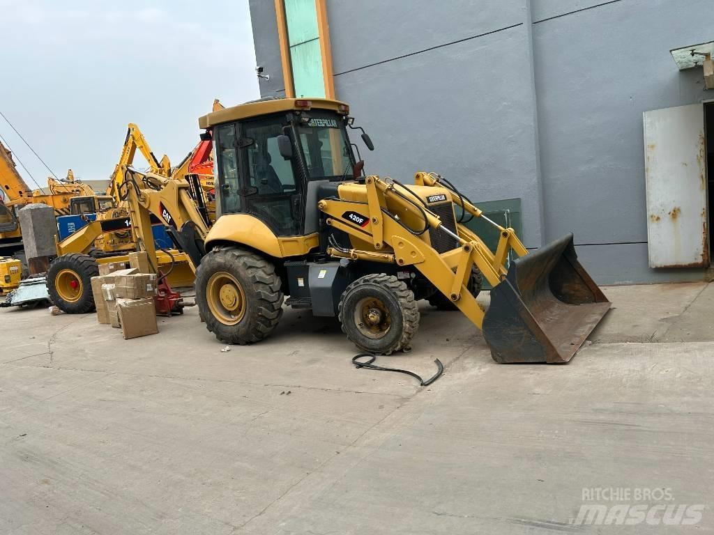 CAT 420 F Baggerlader