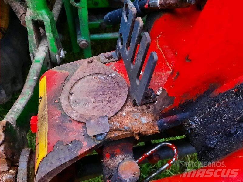 Kuhn MM1235T8010 Pflüge