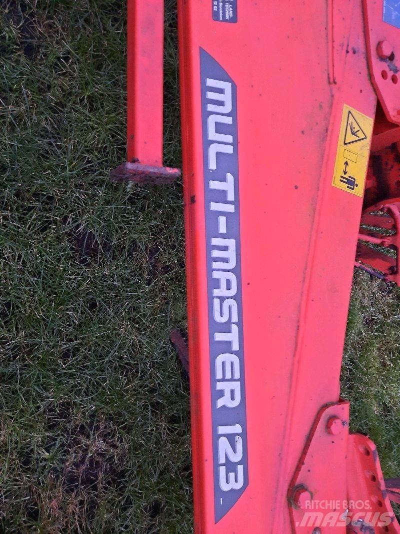 Kuhn MM1235T8010 Pflüge