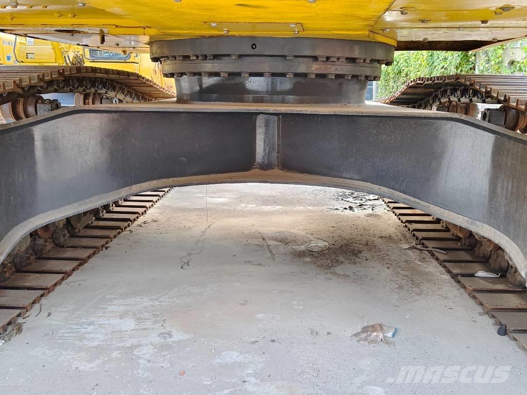 Komatsu PC 220-7 Raupenbagger