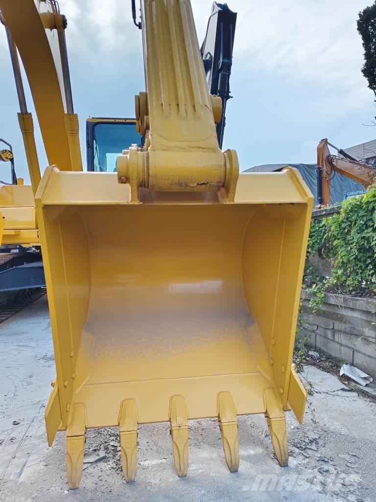 Komatsu PC 220-7 Raupenbagger