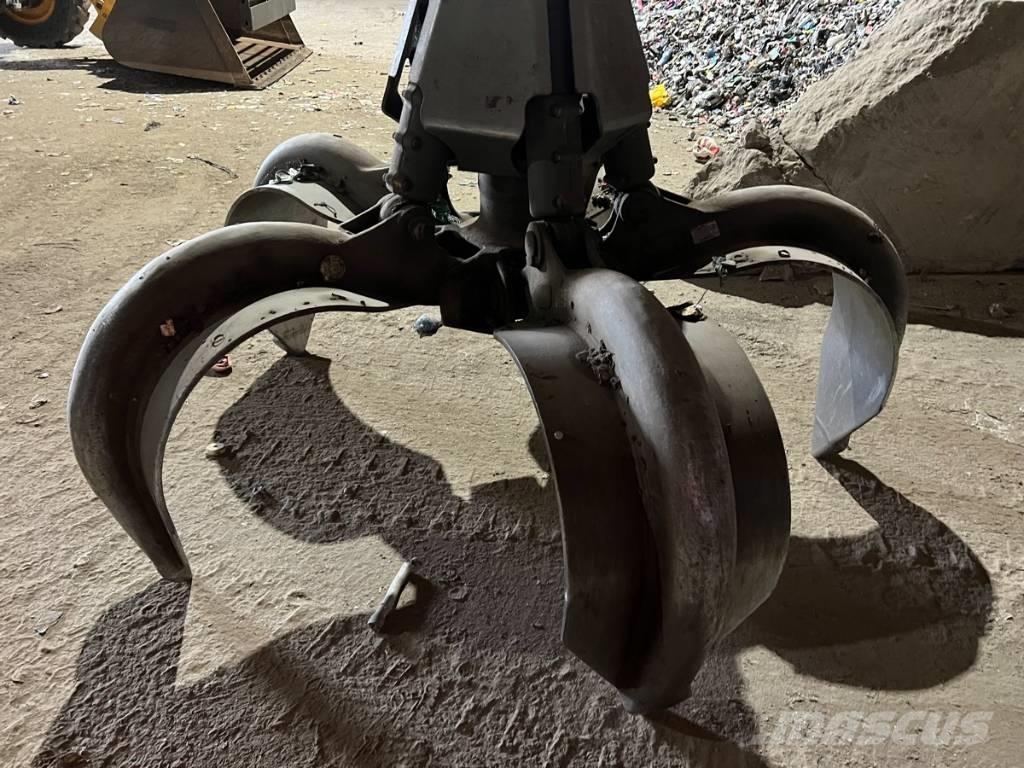 Liebherr LH 22 M Materialumschlag