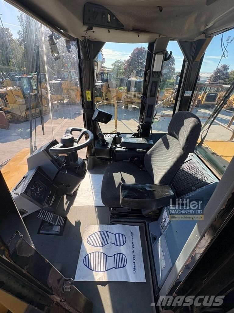 CAT 824 H Raddozer