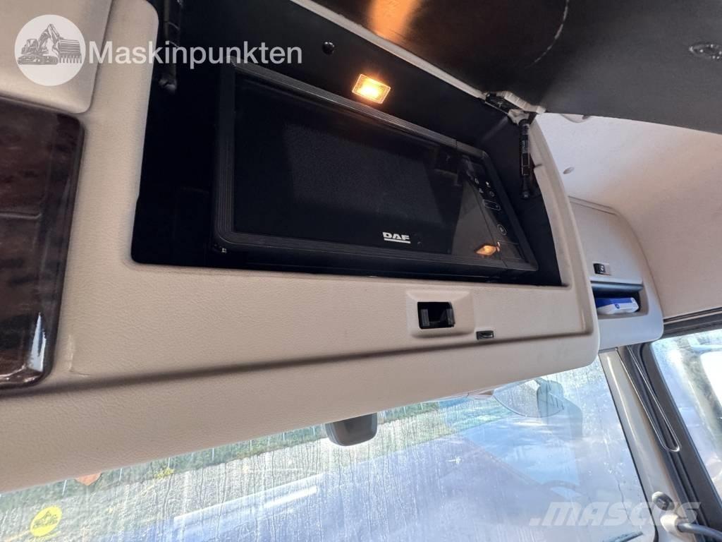 DAF FAS XF530Z Kofferaufbau