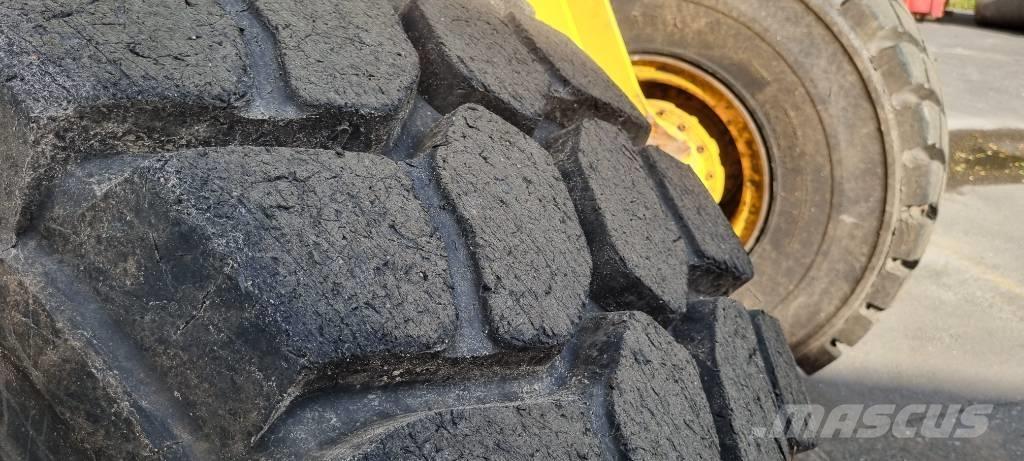 Volvo L 120 E Radlader