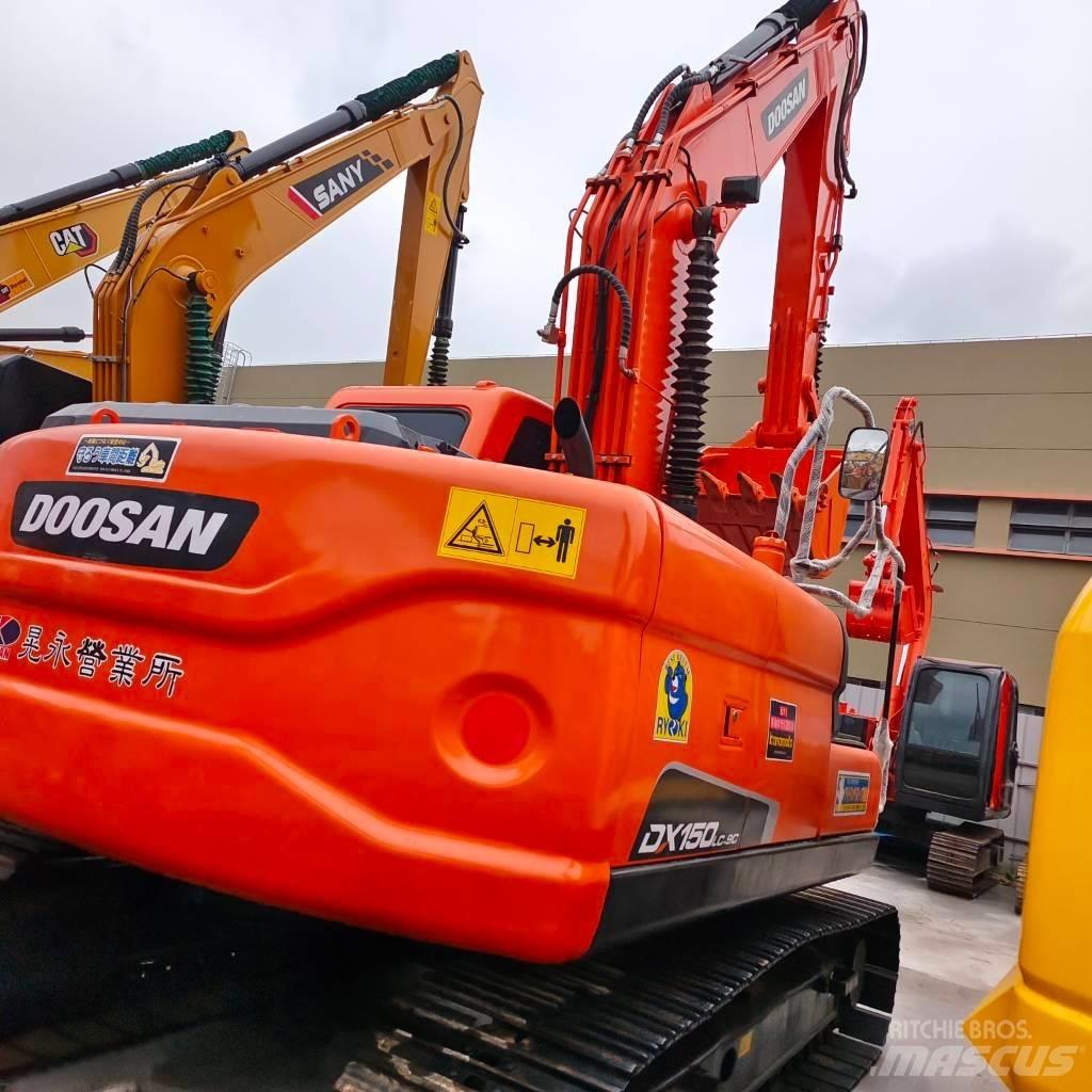 Doosan DX 150 LC Raupenbagger