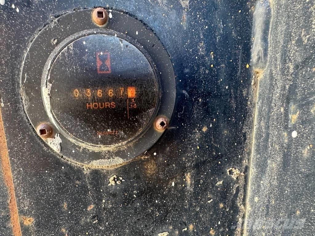Plafolift PH26 Scheren-Arbeitsbühnen