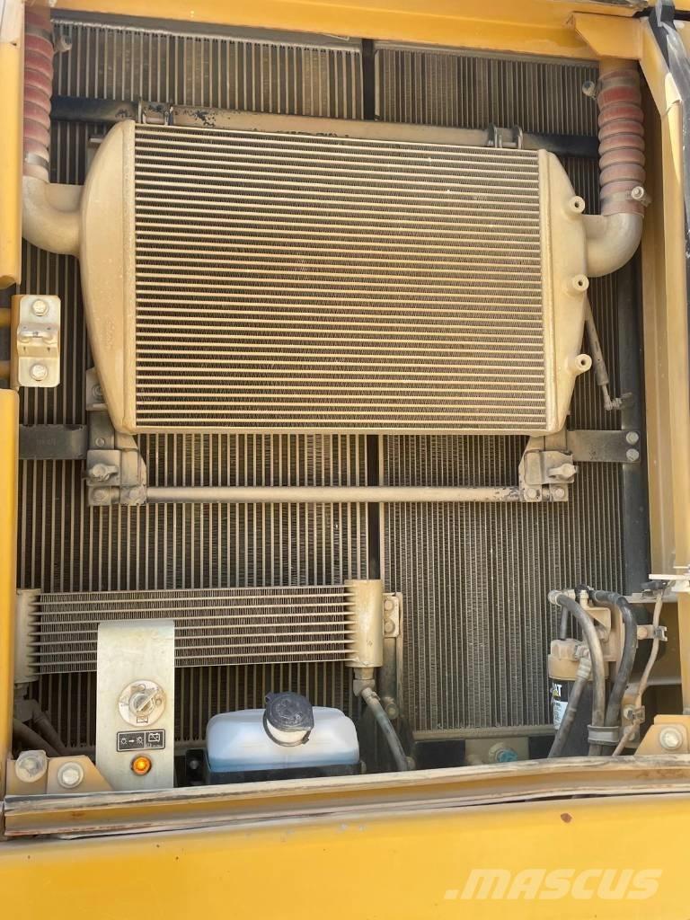 CAT 330 FLN Raupenbagger
