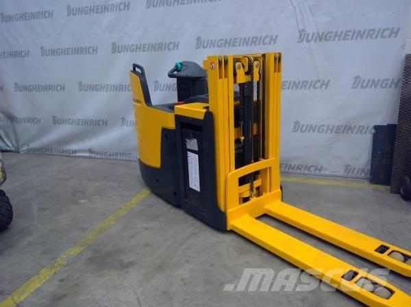 Jungheinrich ERD 220 Selbstfahrstapler