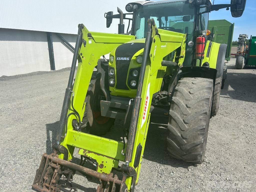 CLAAS Arion 440 Traktoren