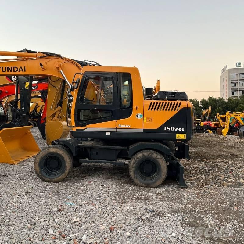 Hyundai R150w Mobilbagger